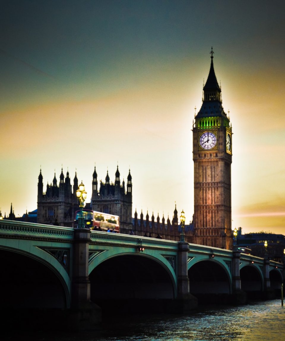 london-parliament-and-big-ben-14505801810N8